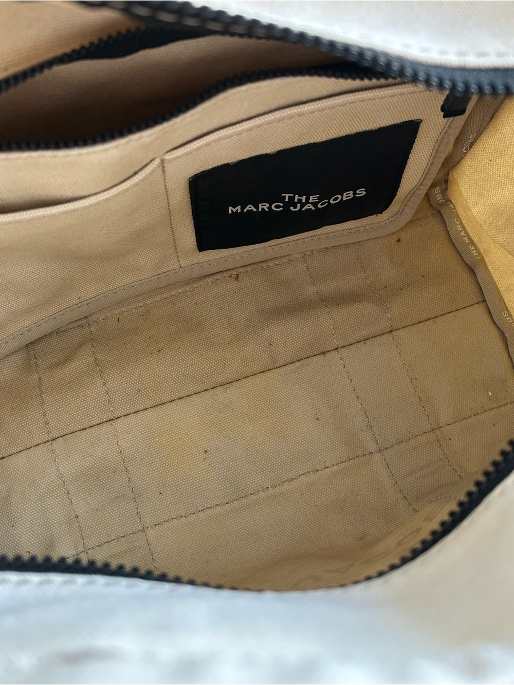 Marc Jacobs Cream/White Canvas The Tote Bag With Black Strap - Picture 9 of 11